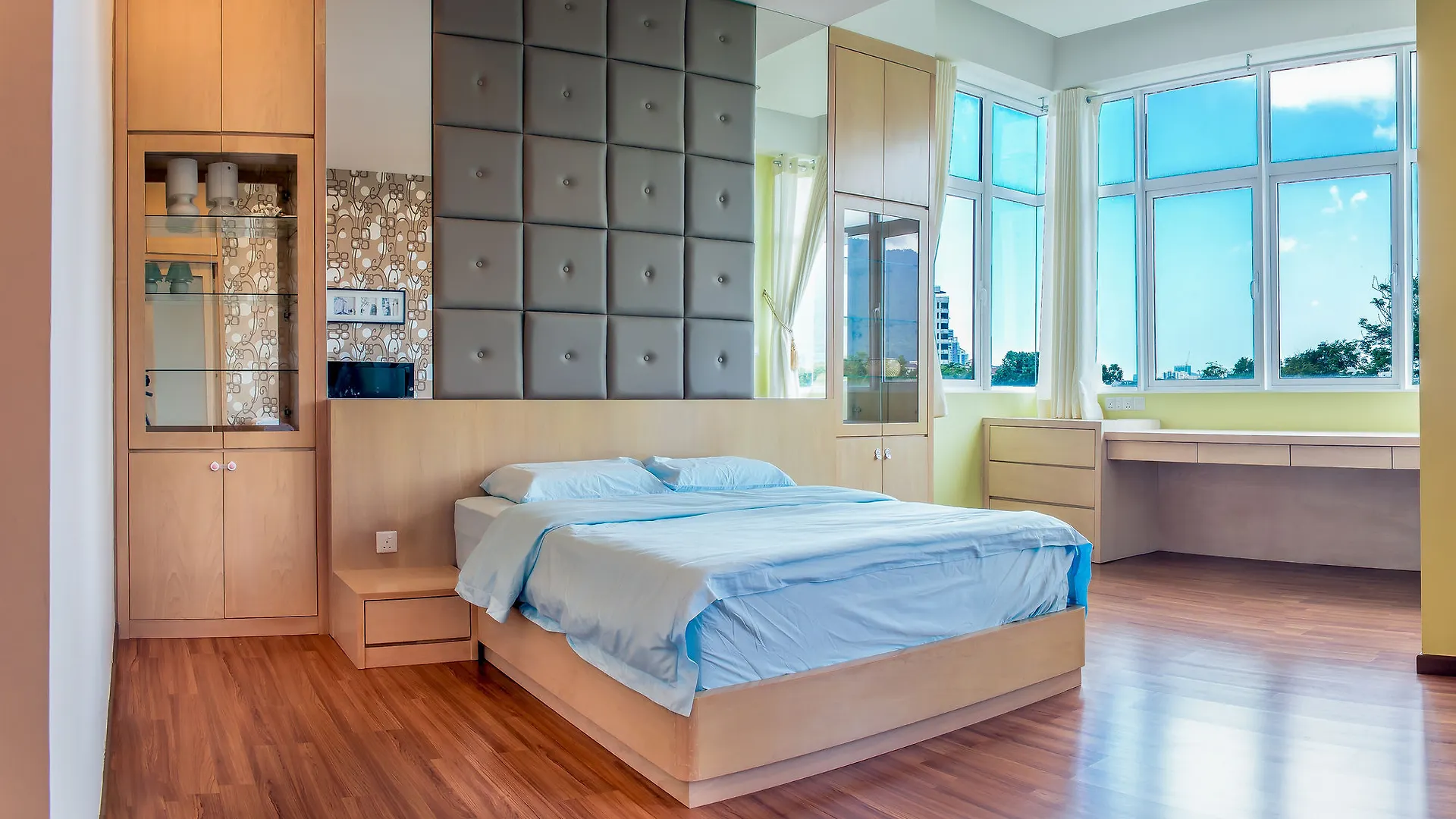 H Residence Τζωρτζ Τάουν 3*,